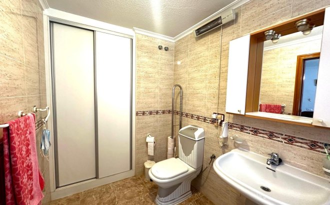 Resale - Apartment -
Torrevieja - Playa del Cura