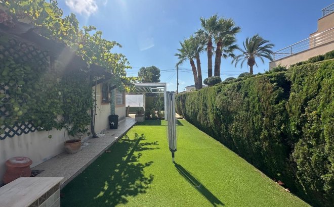Resale - Villa -
Cabo Roig - Costa Blanca