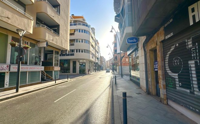 Resale - Apartment -
Torrevieja