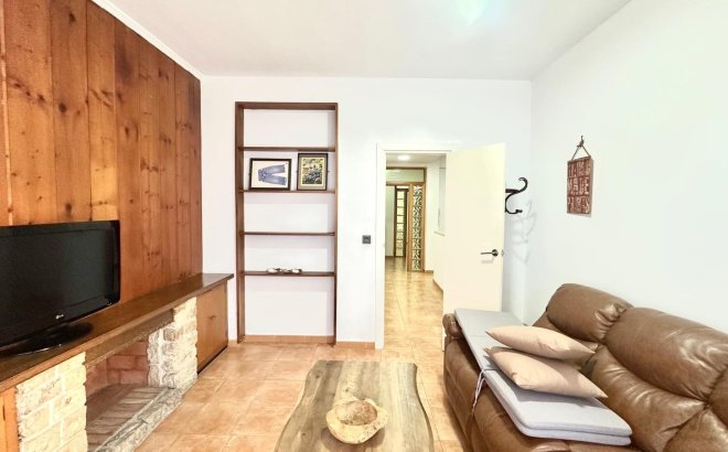 Resale - Apartment -
Torrevieja