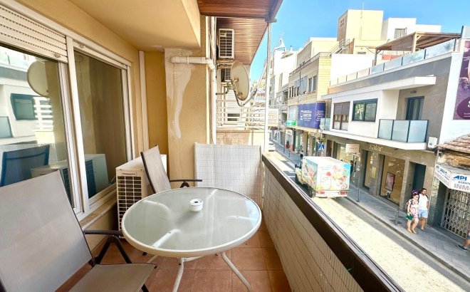 Resale - Apartment -
Torrevieja