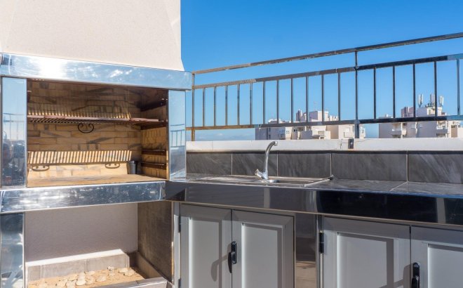 Herverkoop - Appartement -
Torrevieja - Estacion De Autobuses