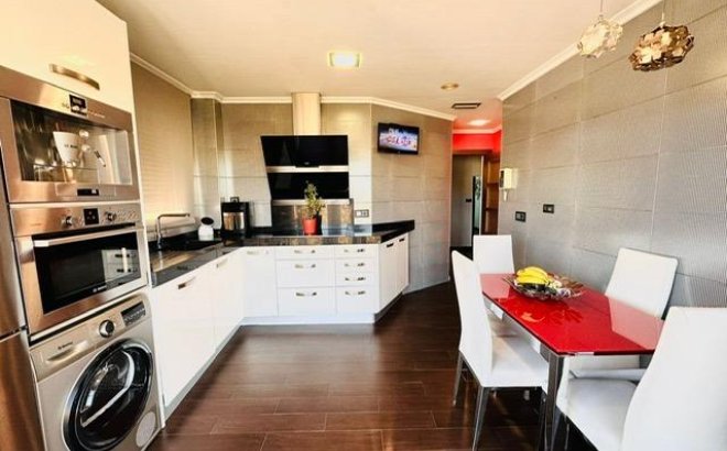 Herverkoop - Appartement -
Torrevieja - Estacion De Autobuses