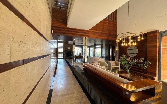 Resale - Villa -
Orihuela Costa - Altos De Campoamor