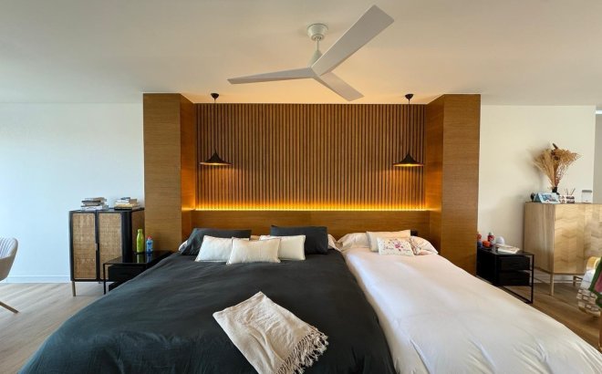 Resale - Villa -
Orihuela Costa - Altos De Campoamor