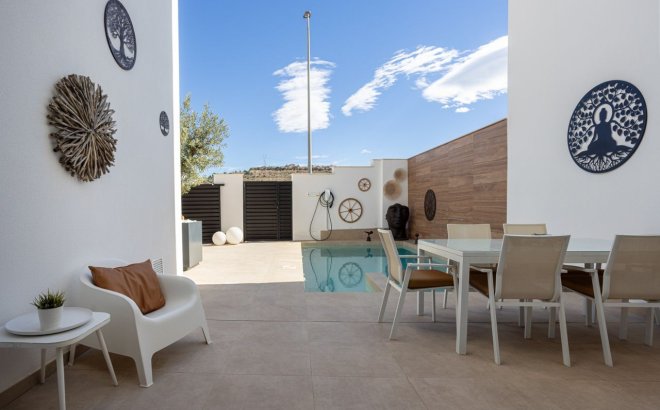 Resale - Villa -
Benijofar - Costa Blanca