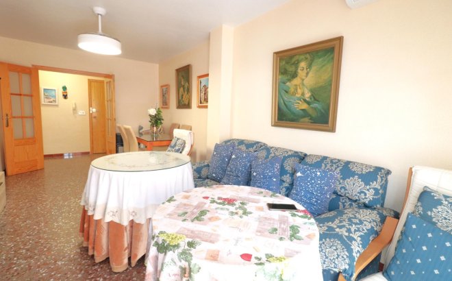 Resale - Apartment -
Torrevieja - Acequion