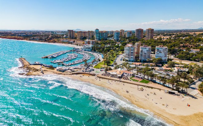 Herverkoop - Villa -
Dehesa de Campoamor - Costa Blanca