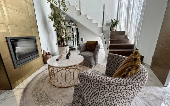 Resale - Villa -
Los Balcones - Costa Blanca