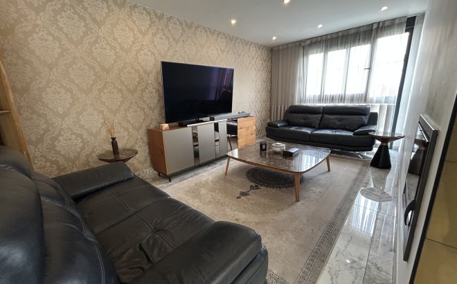 Resale - Villa -
Los Balcones - Costa Blanca