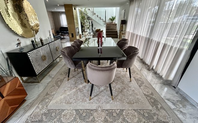 Resale - Villa -
Los Balcones - Costa Blanca