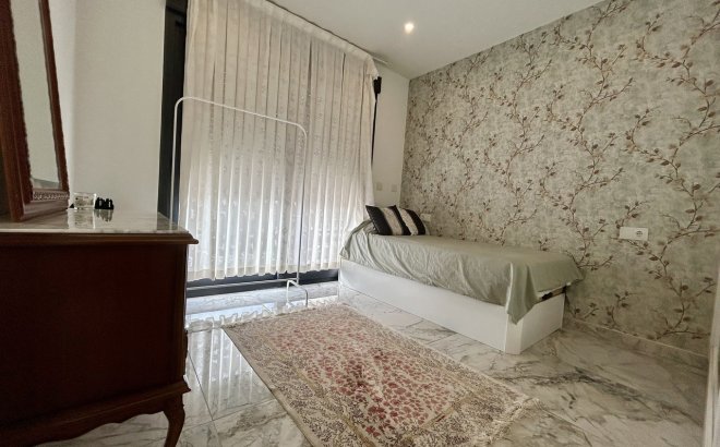 Resale - Villa -
Los Balcones - Costa Blanca