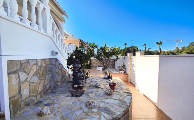 Resale - Villa -
Ciudad Quesada - Costa Blanca