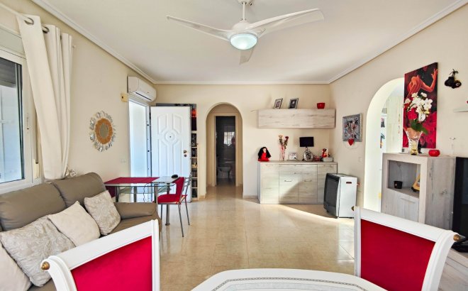 Resale - Villa -
Ciudad Quesada - Costa Blanca