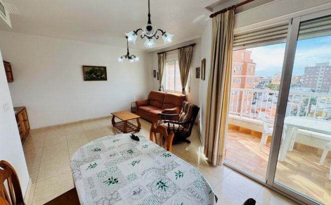 Resale - Apartment -
Torrevieja - Costa Blanca