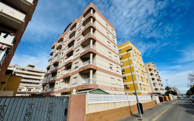 Resale - Apartment -
Torrevieja - Costa Blanca