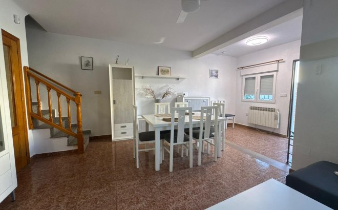 Resale - Bungalow -
Torrevieja - Costa Blanca