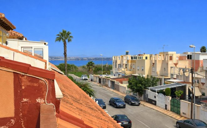 Resale - Bungalow -
Torrevieja - Costa Blanca