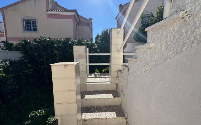 Resale - Town House -
Torrevieja - Costa Blanca