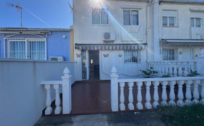 Resale - Town House -
Torrevieja - Costa Blanca