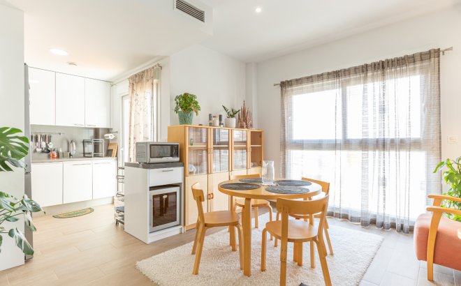 Resale - Apartment -
Torrevieja - Costa Blanca