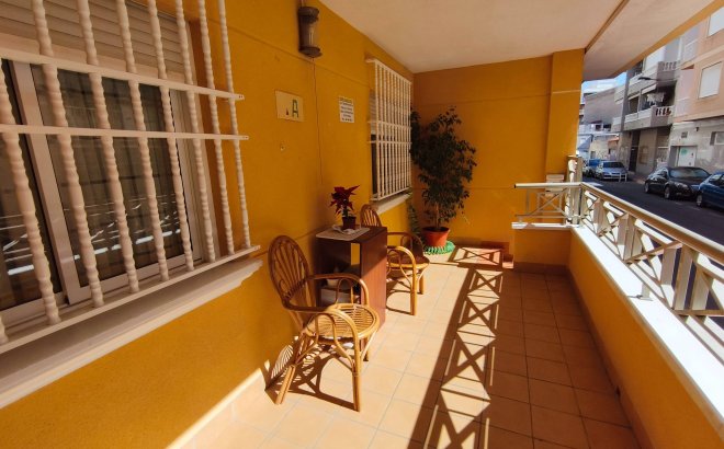 Resale - Apartment -
Torrevieja - Estacion De Autobuses