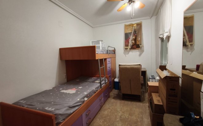 Resale - Apartment -
Torrevieja - Estacion De Autobuses