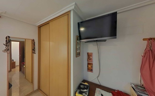 Resale - Apartment -
Torrevieja - Estacion De Autobuses