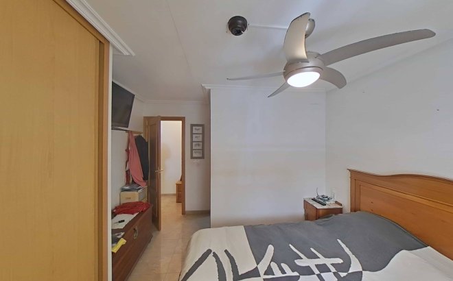 Resale - Apartment -
Torrevieja - Estacion De Autobuses