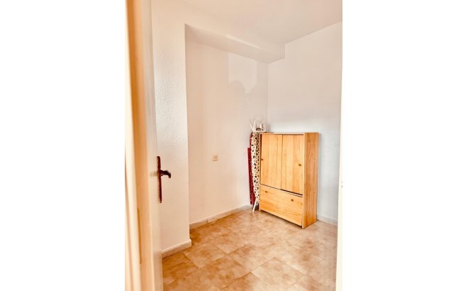 Resale - Apartment -
Torrevieja - Cabo Cervera