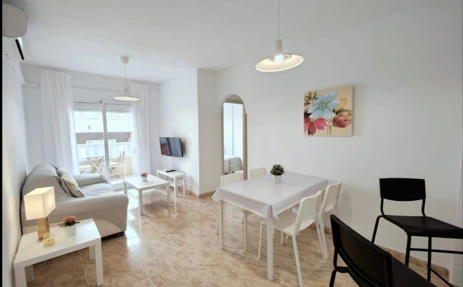 Resale - Apartment -
Torrevieja - Estacion De Autobuses