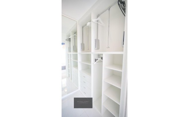 Resale - Penthouse -
Torrevieja - Punta Prima