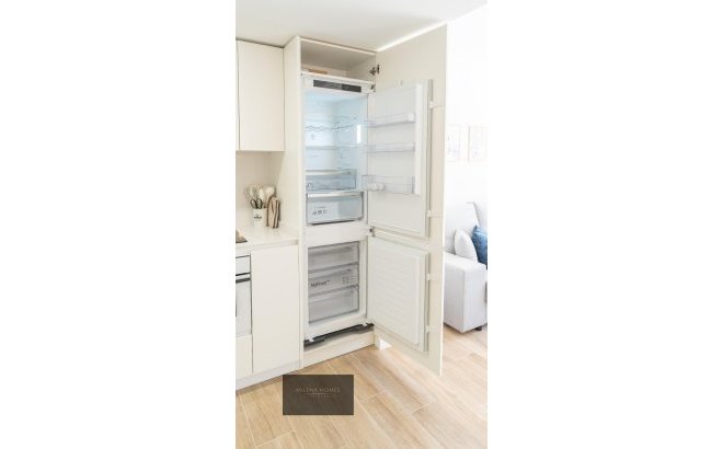 Resale - Apartment -
Torrevieja - Punta Prima