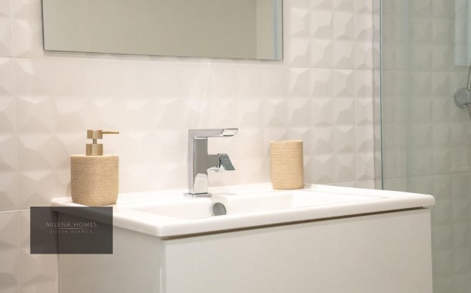 Resale - Apartment -
Torrevieja - Punta Prima