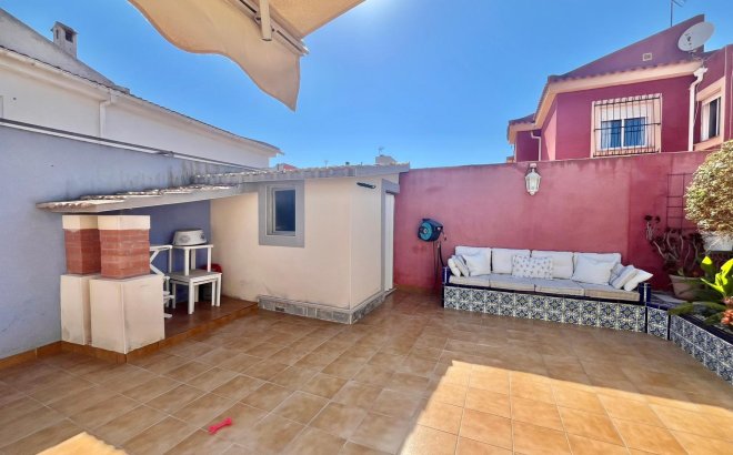 Resale - Villa -
Torrevieja - Los Balcones - Los Altos del Edén