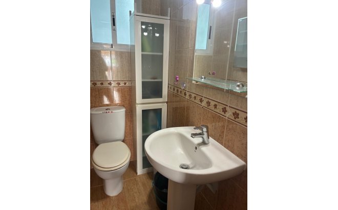 Resale - Bungalow -
Orihuela Costa - Los Almendros-la Florida