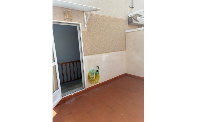 Resale - Bungalow -
Orihuela Costa - Los Almendros-la Florida