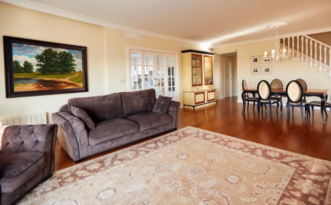 Resale - Villa -
Rojales - Inland