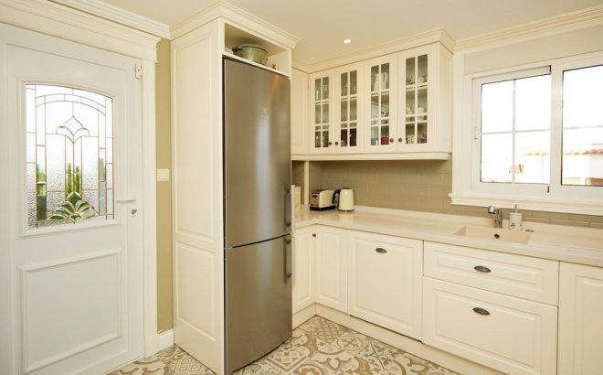 Resale - Villa -
Rojales - Inland