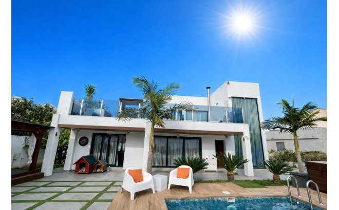 Resale - Villa -
Los Balcones - Costa Blanca