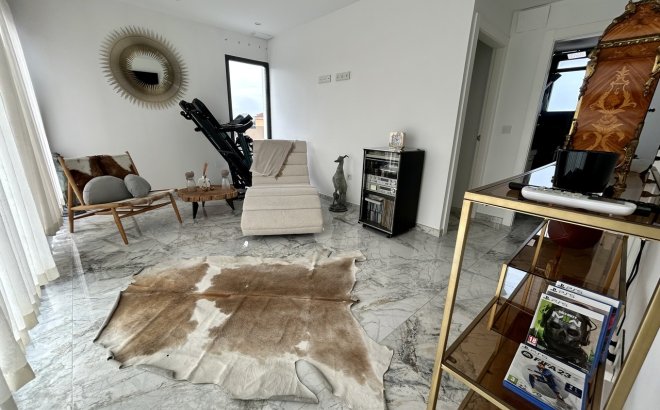 Resale - Villa -
Los Balcones - Costa Blanca