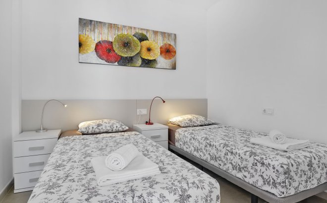 Herverkoop - Appartement -
Orihuela Costa - Costa Blanca