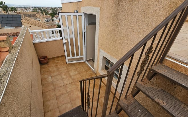 Resale - Villa -
Torrevieja - El Chaparral