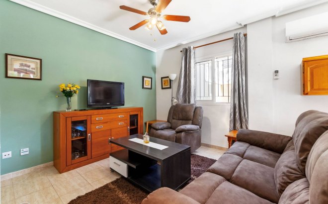 Resale - Dúplex -
Orihuela Costa - Playa Flamenca