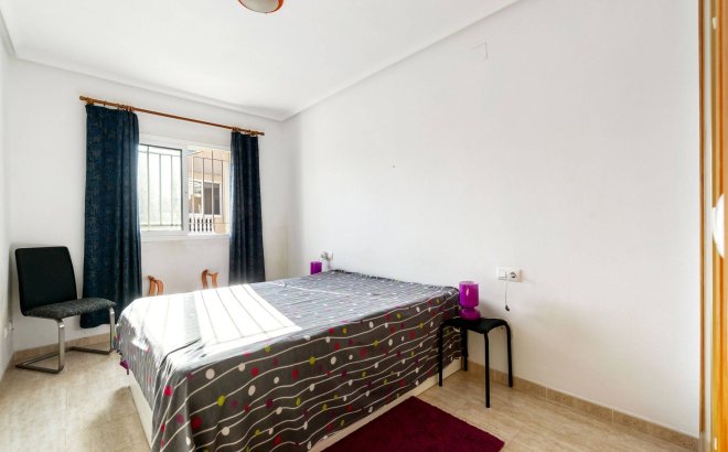 Resale - Dúplex -
Orihuela Costa - Playa Flamenca