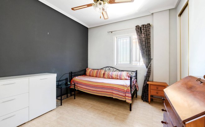 Resale - Dúplex -
Orihuela Costa - Playa Flamenca