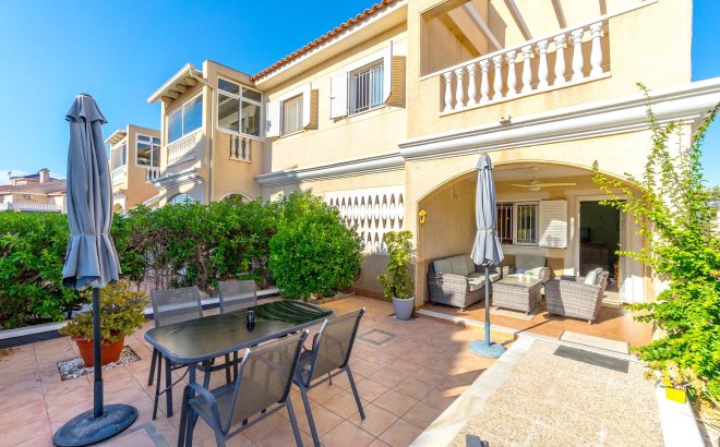 Resale - Dúplex -
Orihuela Costa - Playa Flamenca