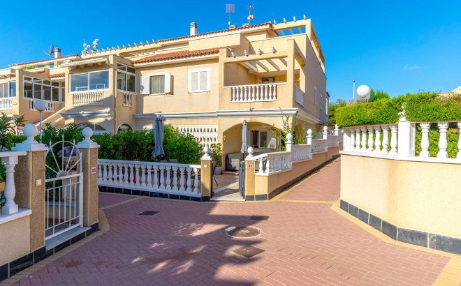 Resale - Dúplex -
Orihuela Costa - Playa Flamenca