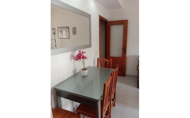 Resale - Apartment -
Torrevieja - Playa del Cura