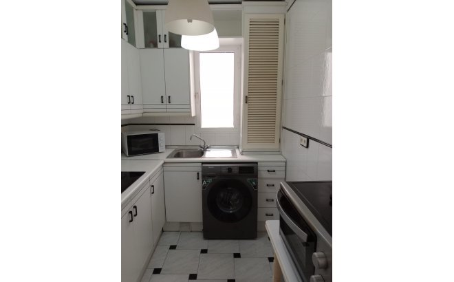 Resale - Apartment -
Torrevieja - Playa del Cura